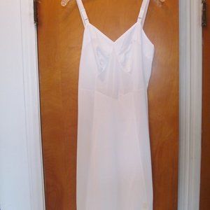 Vintage 1950s 1960s Corliss White Slip Chemstrand Nylon Size 34 Tall AMC Fashion